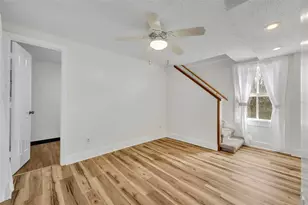 2101 E Warm Springs Ave, Coleman, FL 33521 - Photo 23