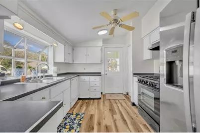 2101 E Warm Springs Avenue, Coleman, FL 33521 - Photo 13