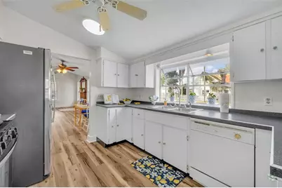 2101 E Warm Springs Avenue, Coleman, FL 33521 - Photo 15