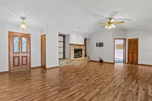 8715 Pine Island Rd, Clermont, FL 34711 - Photo 9