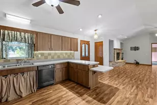 8715 Pine Island Rd, Clermont, FL 34711 - Photo 13