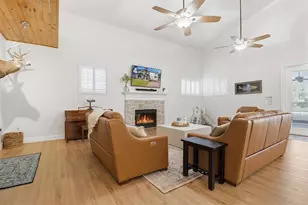 300 NW 12th Ave, Crystal River, FL 34428 - Photo 7