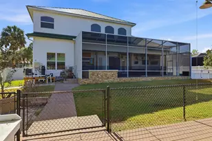 300 NW 12th Ave, Crystal River, FL 34428 - Photo 25