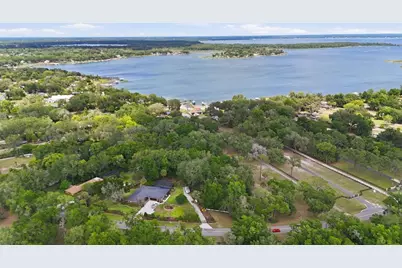 10639 SE Sunset Harbor Road, Summerfield, FL 34491 - Photo 9