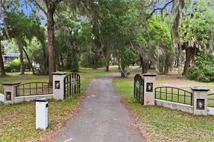 10639 SE Sunset Harbor Rd, Summerfield, FL 34491 - Photo 3