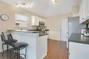 528 Sevilla Pl, Lady Lake, FL 32159 - Photo 13