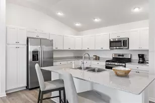 1609 Smart Pl, The Villages, FL 34762 - Photo 15