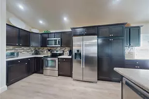 3130 Vandenberg Ct, The Villages, FL 32163 - Photo 13