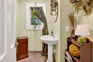 976 Fairview Ave, Mount Dora, FL 32757 - Photo 39