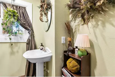 976 Fairview Avenue, Mount Dora, FL 32757 - Photo 9