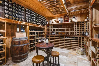 976 Fairview Avenue, Mount Dora, FL 32757 - Photo 3