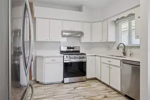 21617 Queen Elizabeth Ct, Leesburg, FL 34748 - Photo 13
