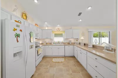 16673 SE 92nd Stokes Court, The Villages, FL 32162 - Photo 17