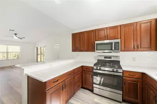 1637 Bluffton Rd, The Villages, FL 32162 - Photo 13