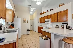 26035 Oakmount Dr, Leesburg, FL 34748 - Photo 15