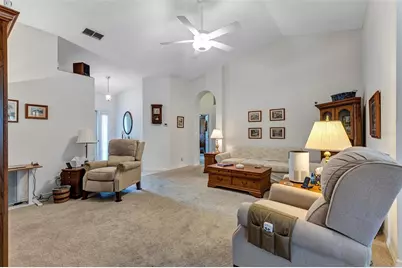 26035 Oakmount Drive, Leesburg, FL 34748 - Photo 11