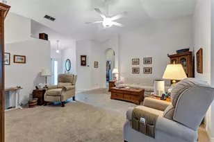 26035 Oakmount Dr, Leesburg, FL 34748 - Photo 11