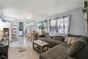 15527 Trousdale St, Clermont, FL 34715 - Photo 5