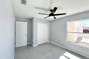 1336 La Jolla Cir, Lady Lake, FL 32159 - Photo 9