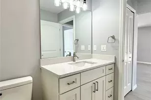 1336 La Jolla Cir, Lady Lake, FL 32159 - Photo 11