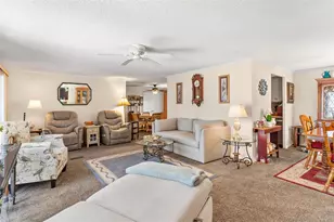 28315 Private Rd, Okahumpka, FL 34762 - Photo 11