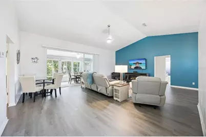 27308 Racquet Circle, Leesburg, FL 34748 - Photo 11