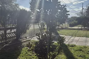 10385 SE 165th Pl, Summerfield, FL 34491 - Photo 3