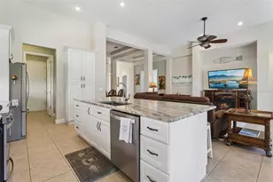 9512 Serra Ct, Howey in the Hills, FL 34737 - Photo 11