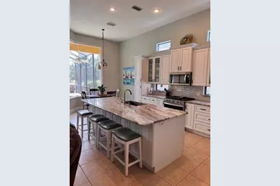 9512 Serra Court, Howey in the Hills, FL 34737 - Photo 3