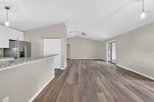 1120 Gardner Ln, Mount Dora, FL 32757 - Photo 11