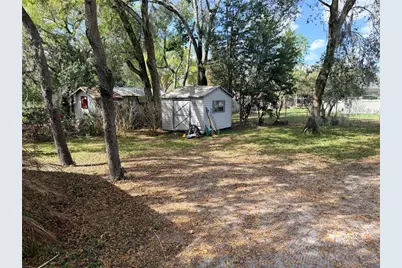 2010 1/2 Vine Street, Leesburg, FL 34748 - Photo 17