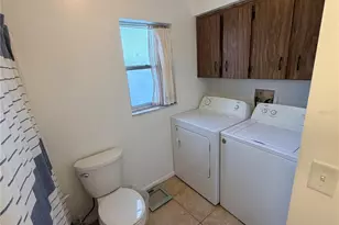 2010 1/2 Vine St, Leesburg, FL 34748 - Photo 13