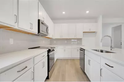 998 Swamp Chestnut Loop, Lady Lake, FL 32159 - Photo 15