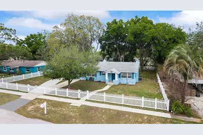 111 E Charlotte Avenue, Eustis, FL 32726 - Photo 13