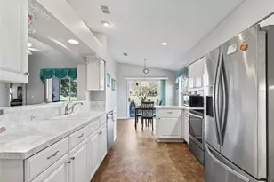 32833 Timberwood Dr, Leesburg, FL 34748 - Photo 7