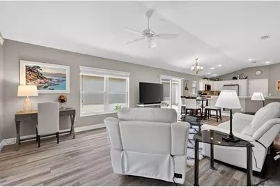 9203 SE 167th Ford Street, The Villages, FL 32162 - Photo 9