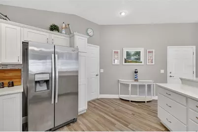 9203 SE 167th Ford Street, The Villages, FL 32162 - Photo 15