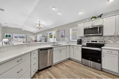 9203 SE 167th Ford Street, The Villages, FL 32162 - Photo 13