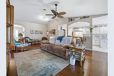 347 Bentwood Drive, Leesburg, FL 34748 - Photo 9