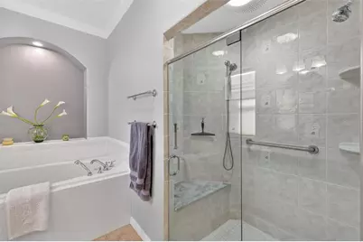 5421 Sir Churchill Drive, Leesburg, FL 34748 - Photo 37