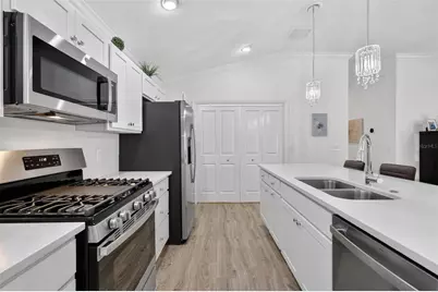 4280 Gale Lane, The Villages, FL 32163 - Photo 7