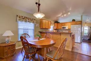 25134 Cranes Roost Cir, Leesburg, FL 34748 - Photo 13
