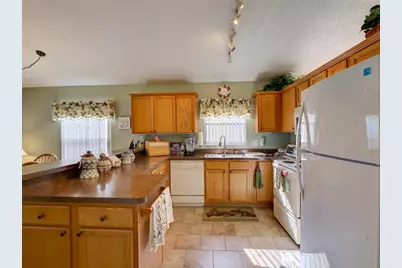 25134 Cranes Roost Circle, Leesburg, FL 34748 - Photo 7