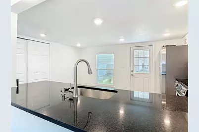 31700 Orange Street, Sorrento, FL 32776 - Photo 11