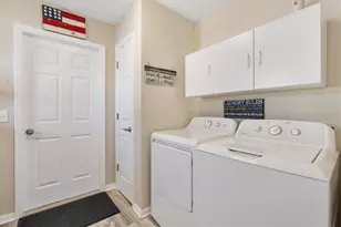 17967 SE 87th Melrose Ct, The Villages, FL 32162 - Photo 27