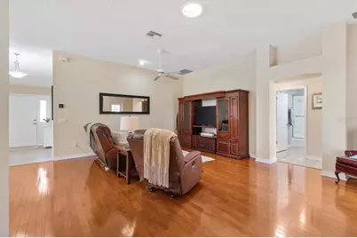 17967 SE 87th Melrose Court, The Villages, FL 32162 - Photo 5