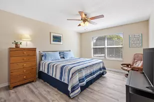 17967 SE 87th Melrose Ct, The Villages, FL 32162 - Photo 21