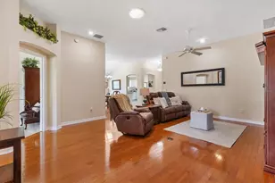 17967 SE 87th Melrose Ct, The Villages, FL 32162 - Photo 5