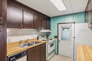 31227 Temple Ave, Tavares, FL 32778 - Photo 15