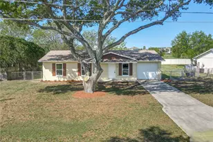 12 Kristin Ln, Eustis, FL 32726 - Photo 3
